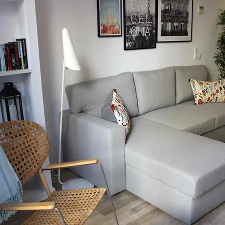 Apartment Piso Nuevo Al Lado De La Sagrada Familia. Barcelona