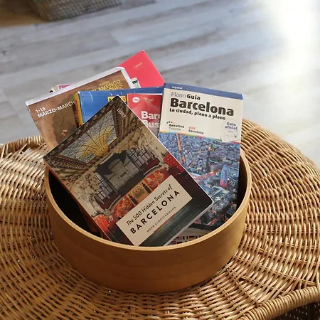 Piso Nuevo Al Lado De La Sagrada Familia. Barselona