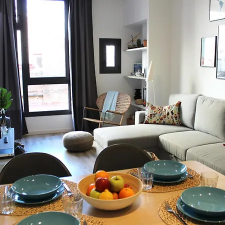 Piso Nuevo Al Lado De La Sagrada Familia. Apartment Barcelona